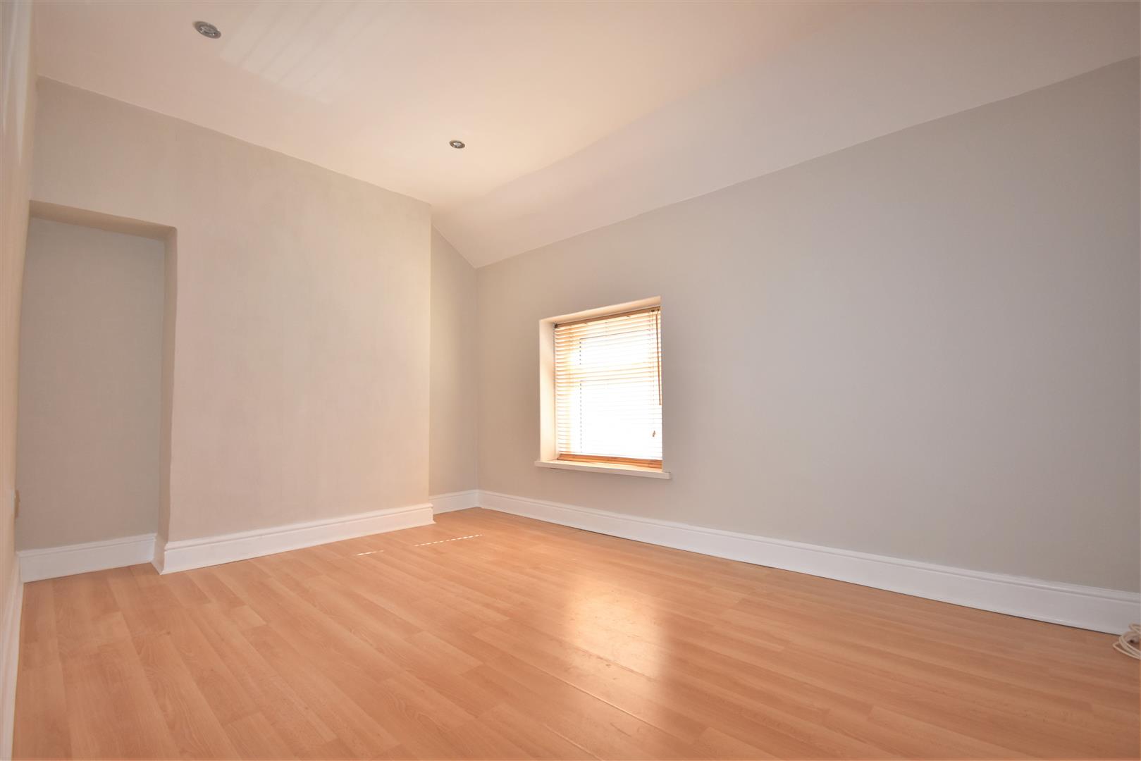 8 Grove Terrace, Penarth, Vale of Glamorgan, CF64 2NL